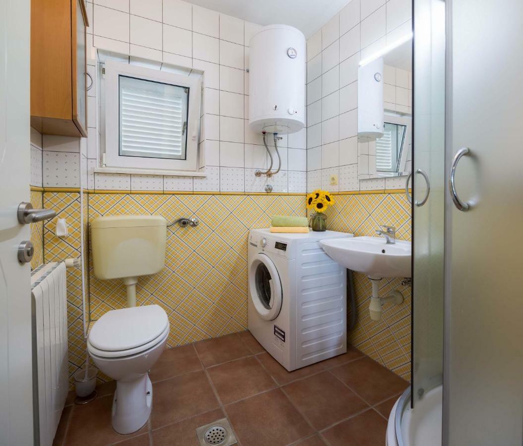 Otium Apartment Kastela Ngoại thất bức ảnh