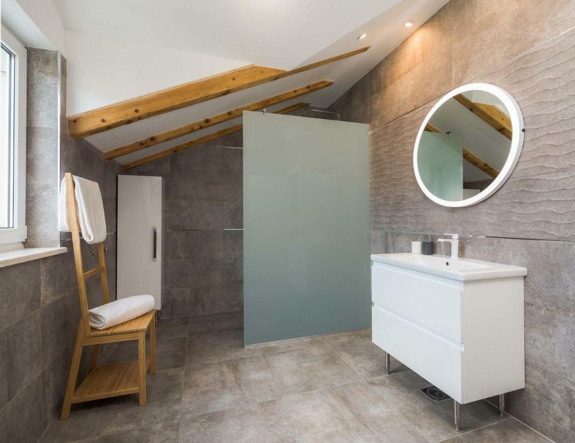 Otium Apartment Kastela Ngoại thất bức ảnh