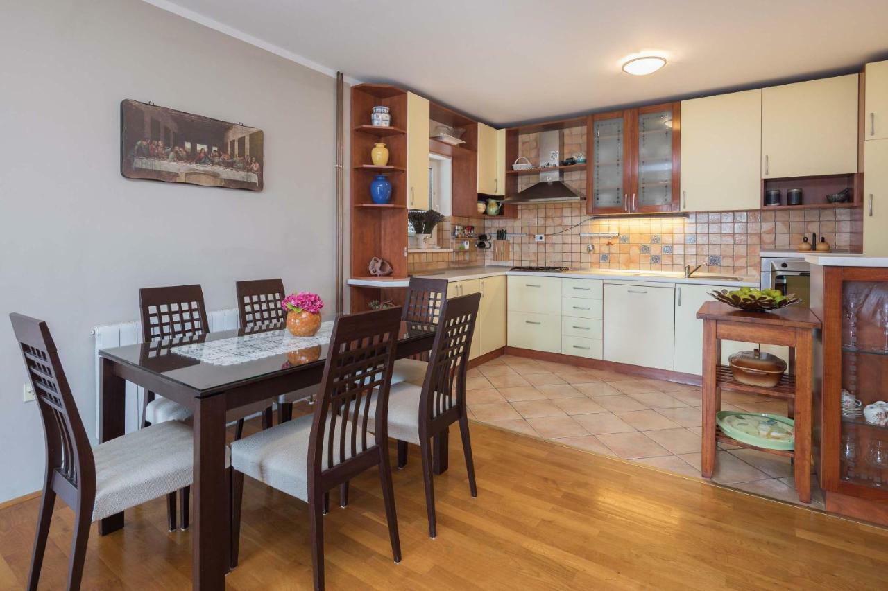 Otium Apartment Kastela Ngoại thất bức ảnh