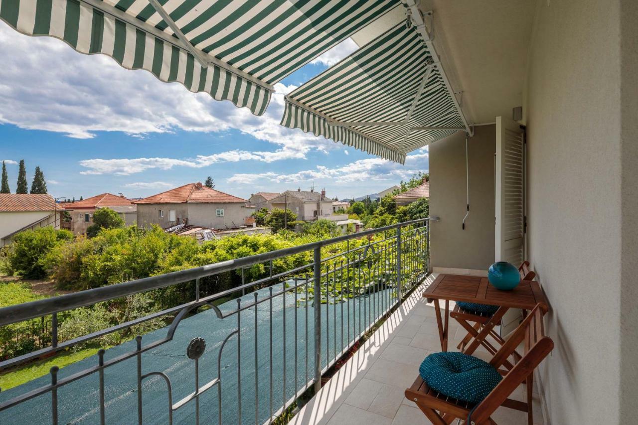 Otium Apartment Kastela Ngoại thất bức ảnh